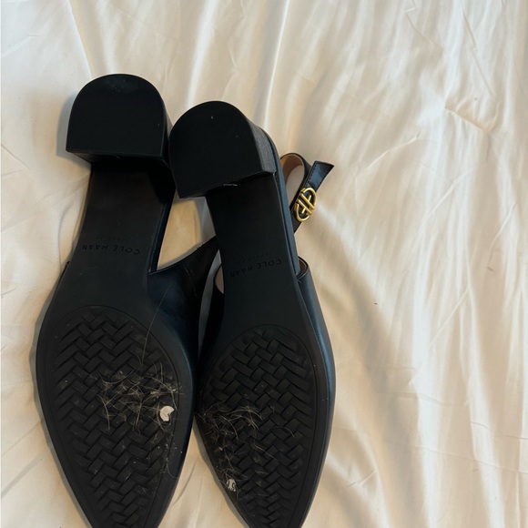NWOT Cole Haan Sling Back Heels Classic and Timeless. Upper Leather and Manmade. - Picture 5 of 9